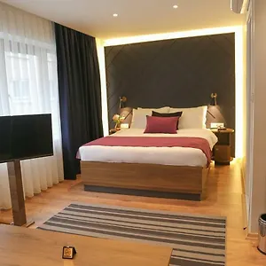 The Roomy Sisli فندق